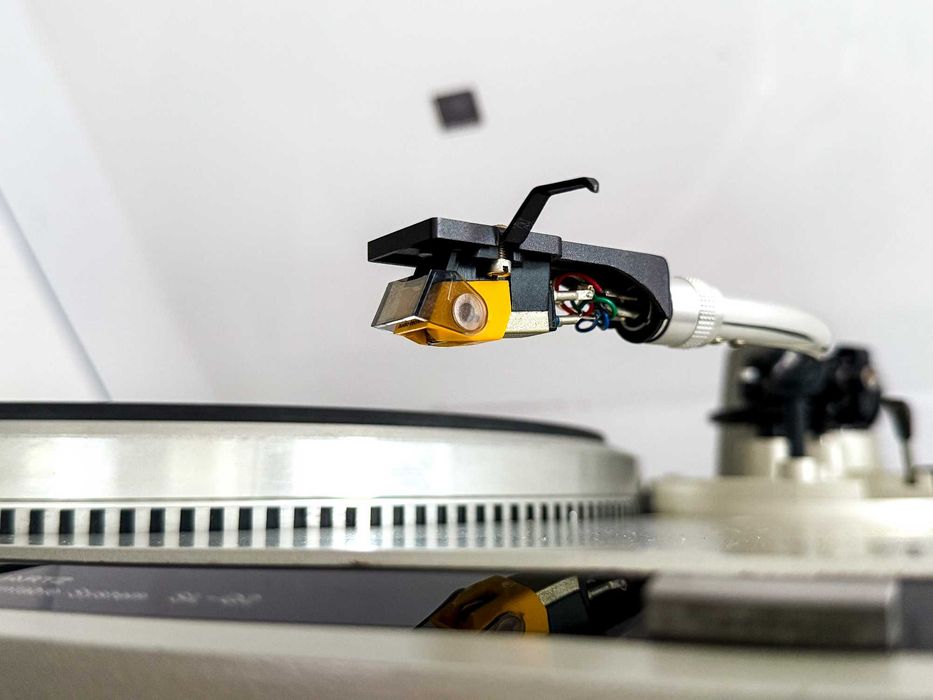 Technics SL-Q2 Direct Drive Turntable / Gira-Discos