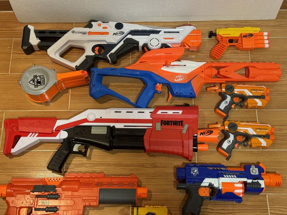 Conjunto de pistolas NERF