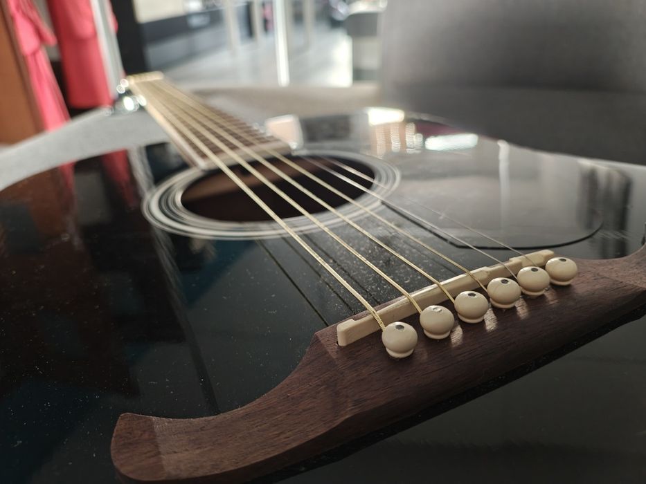 Gitara akustyczna Fender