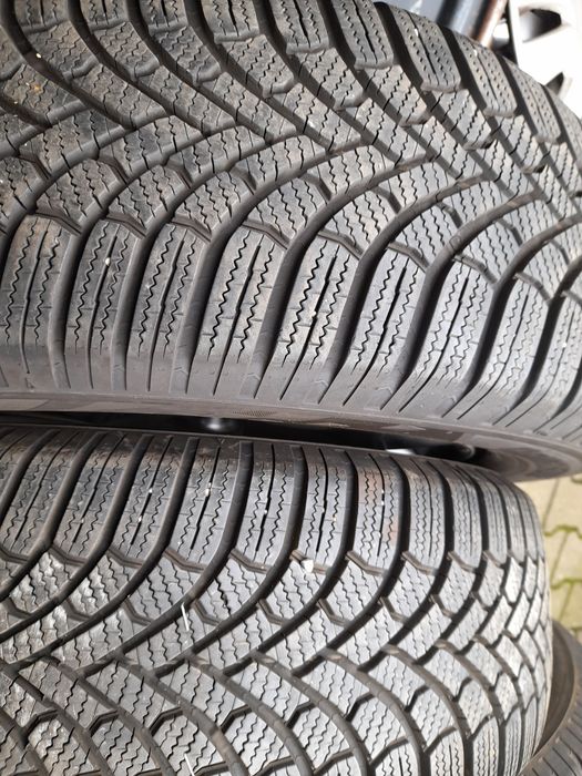 Opony zimowe 215/65r17  bridgestone  komplet  2022r