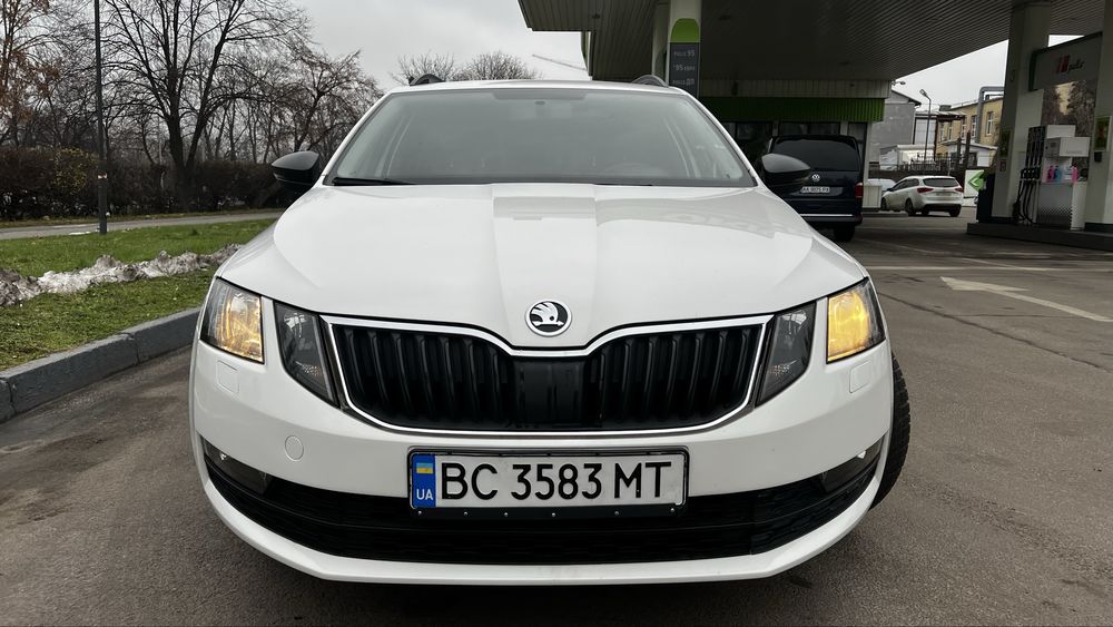 Skoda.    Octavia  Автомат 2017 рік