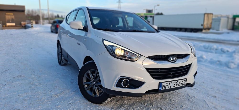 Hyundai ix35 LIFT 1.6 benz. 135KM Serwis Alu Ledy Bardzo Ładny i Zadbany