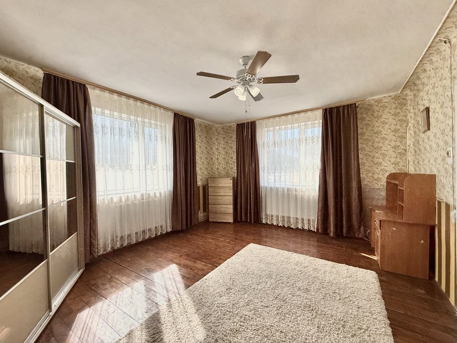 Продам житловий будинок з ділянкою в Драгомирчанах , 5хв до міста!