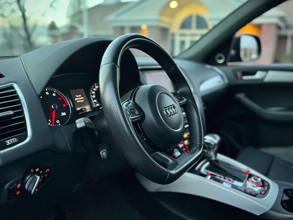 Audi Q5 quattro Premium Plus      2014