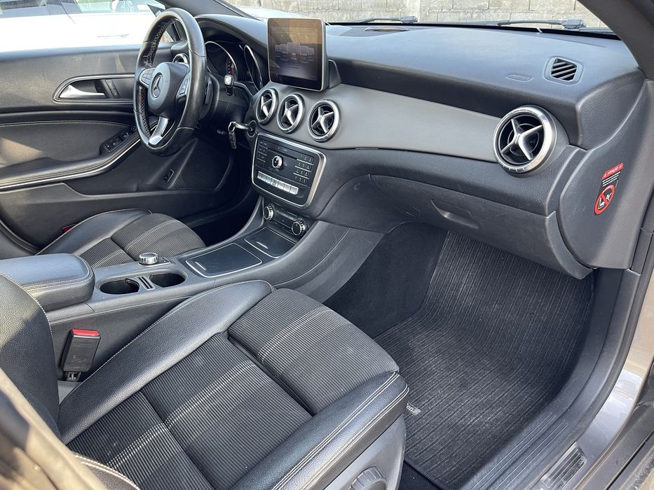 Mercedes Benz CLA180d aut nacional