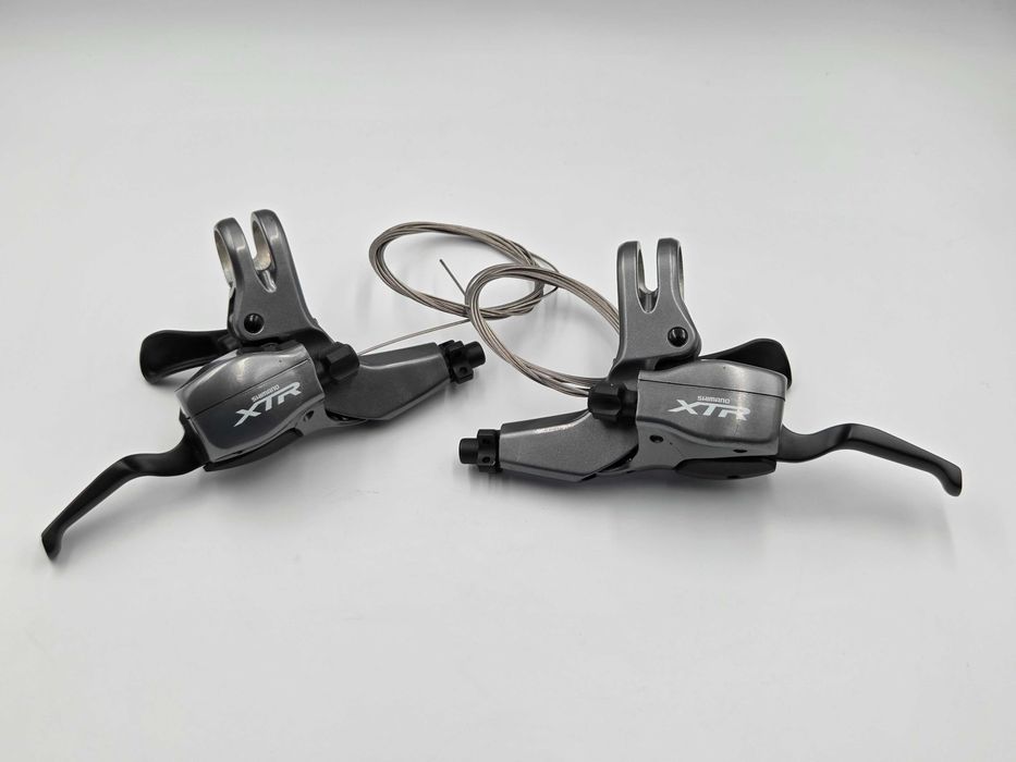 Klamkomanetki Shimano XTR ST-M960 dual control 3x9s