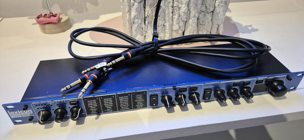 Lexicon MX200 effects processer