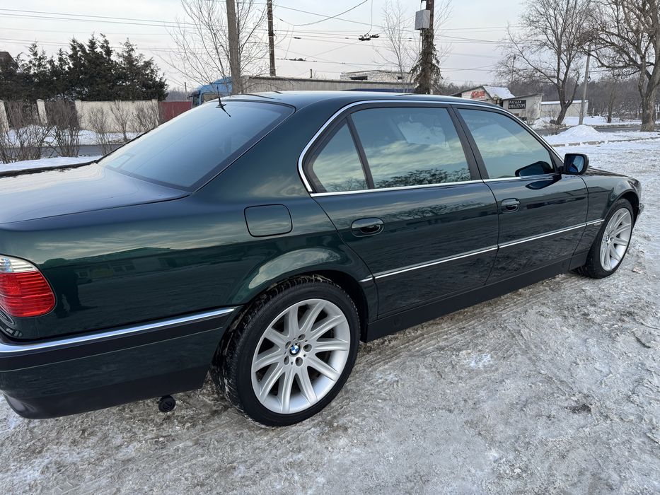 BMW E38Long 735i
