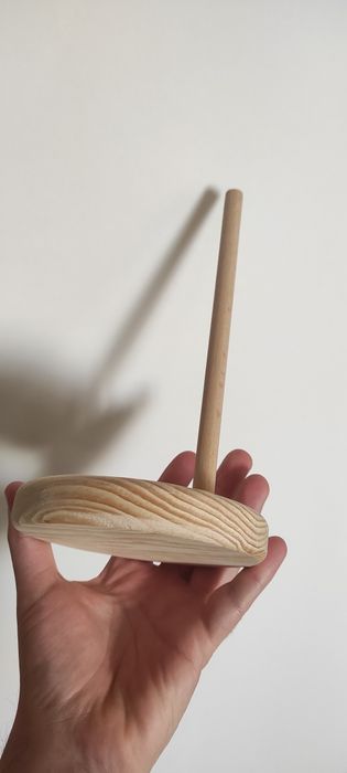 Підставка для кукол