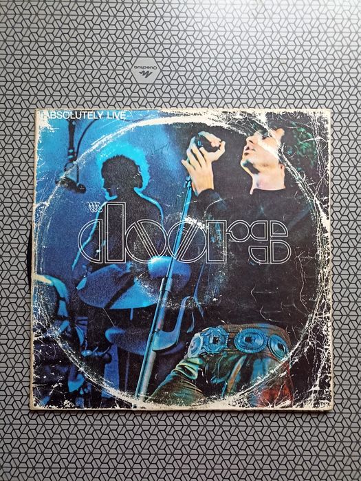 The Doors absolutely live