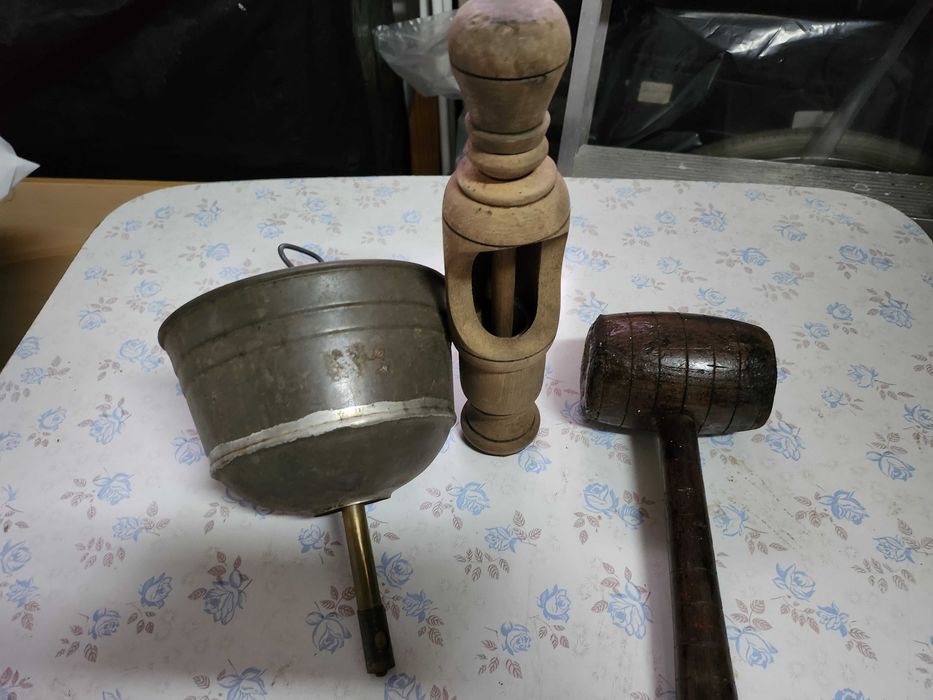 Kit antigo de engarrafar vinho
