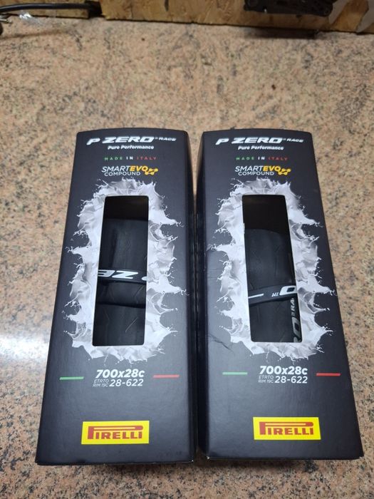 Opony szosowe Pirelli P0 race, szerokość 26c