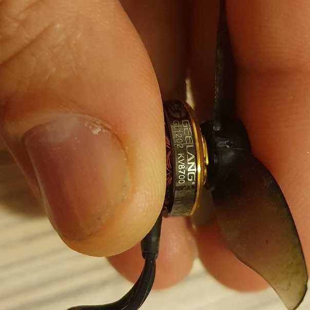 Silniczki drona 1202, 8700KV w stanie idealnym!