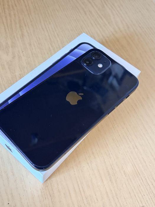 Продам iPhone 12 / 64