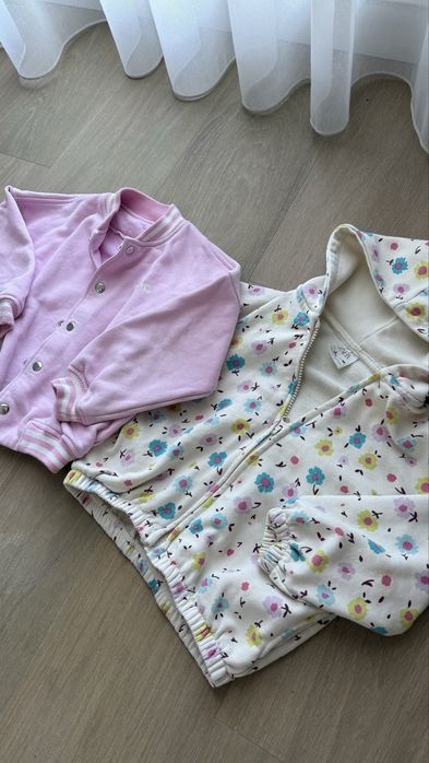 Dwie bawełniane bluzy  98