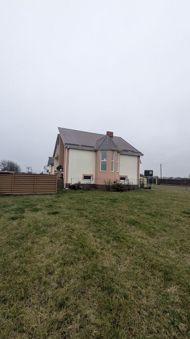 Будинок 10 хв від центру міста