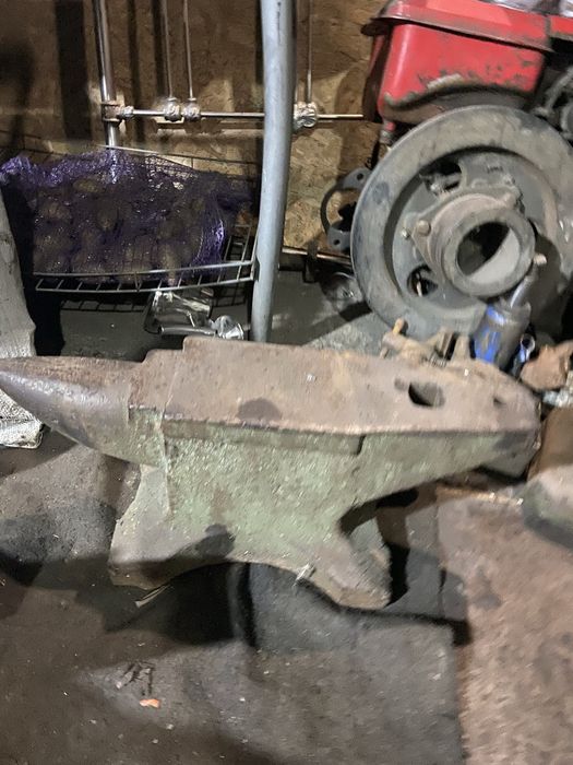 Наковальня 100 кг