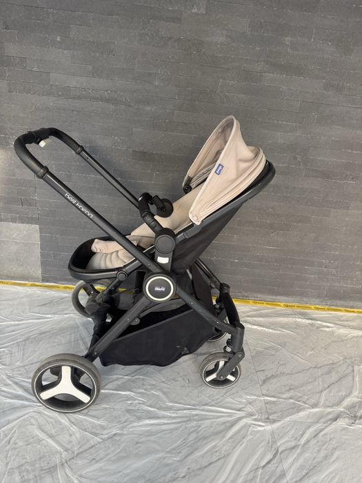 Коляска Chicco 3 в 1