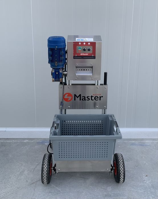 Master Bucker MB Bucker 500 (2 UN.)