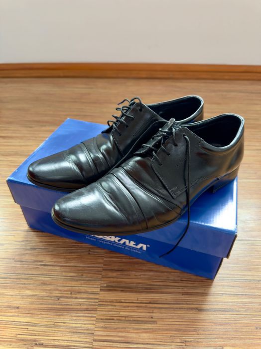 Buty wizytowe / do garnituru męskie r. 41 – czarne, eleganckie