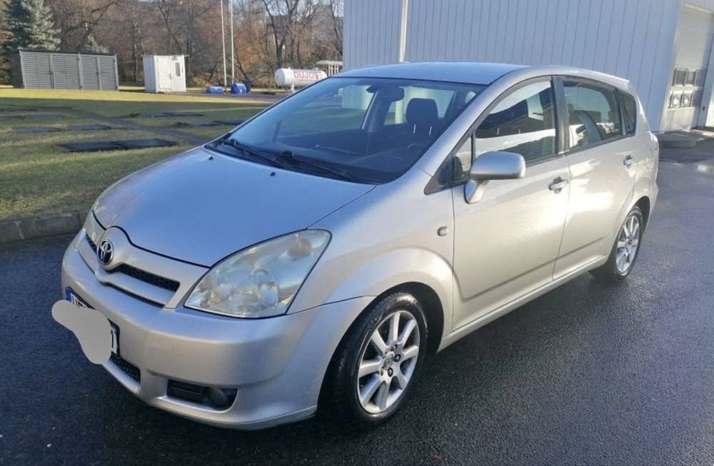 Toyota corolla  verso D4D