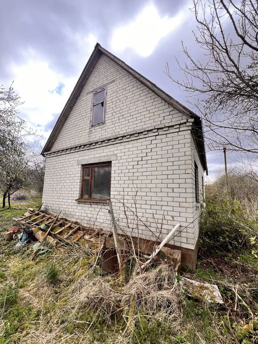 Будинок дачний з ділянкою Камʼяногірськ