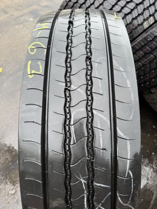 M63. 295/80/22,5 Bridgestone R-Steer 001- bez napraw