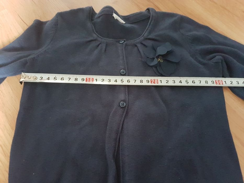 Sweter dla dziewczynki 110/116