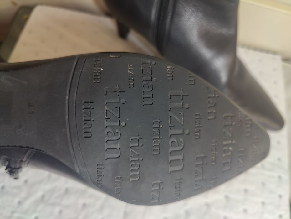 Чоботи жіночі р.41 Німеччина