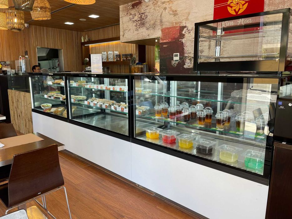 Arca/Expositor à Venda