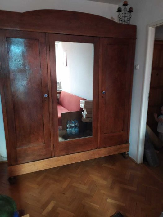 Szafa drewniana poniemiecka