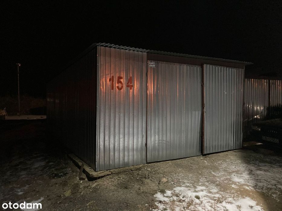 Sprzedam DUŻY Garaż Magazyn Fordon na parkingu strzeżonym