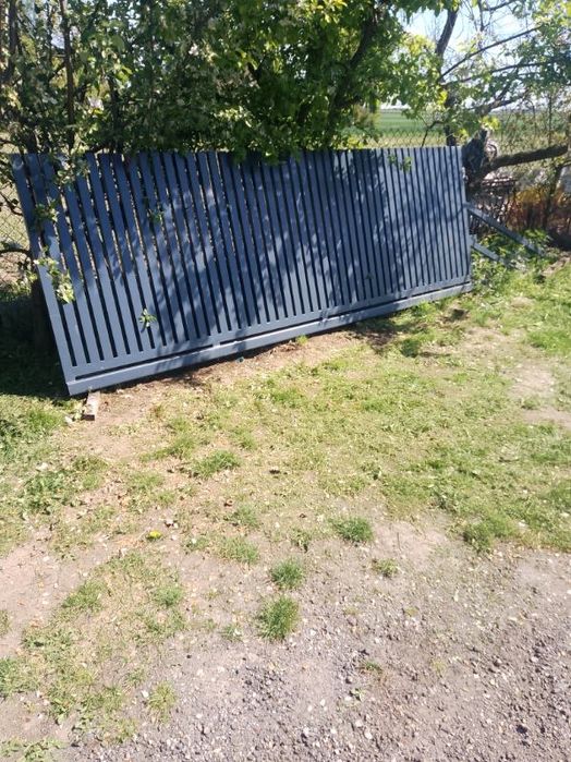 Brama przesuwna i furtka