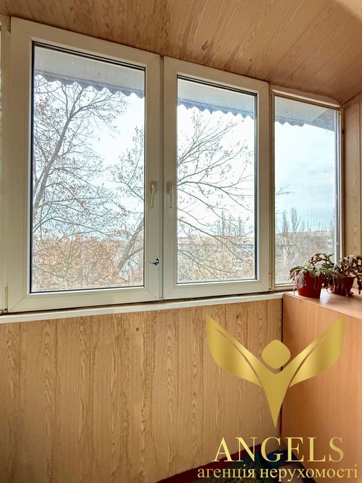 Продаж 3-кімнатної квартири м-р Типографія: АГО, мп, укомплектована