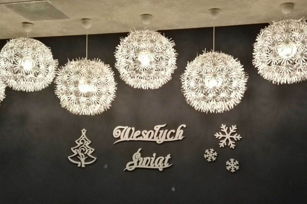 Śnieżynki styropianowe 16 cm. Komplet 18 sztuk. Boże Narodzenie