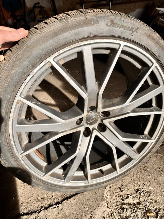 285/35 /22 komplet zima audi 225/55/17 bmw zima