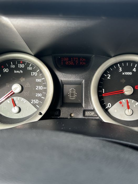 Renault Mégane 1.4 16V – 2003