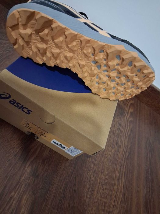 Sapatilhas Asics sonoma 7