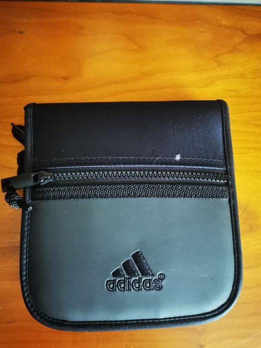 Bolsa pasta porta cds da adidas