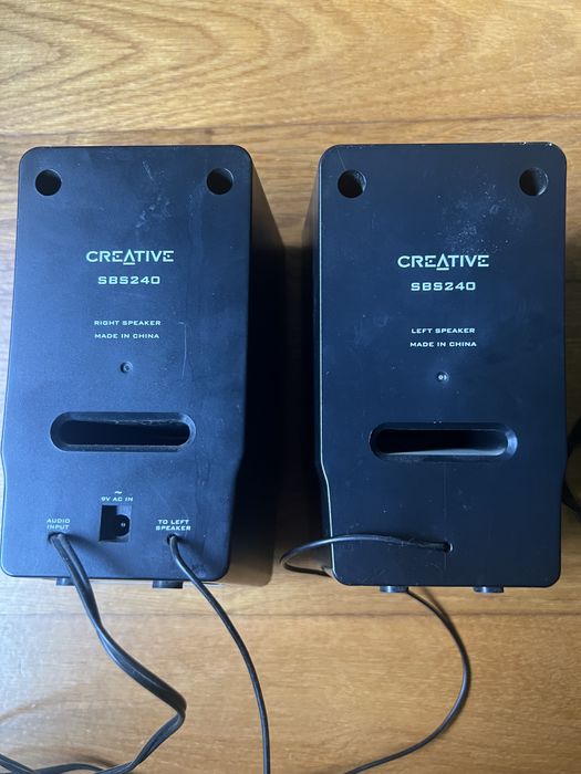 Colunas Creative SBS 240