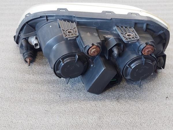 Ótica / farol direita CHEVROLET Nubira Combi