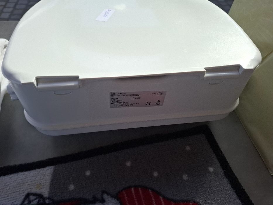 Elevador de wc como tampo de sanita 10cm estado novo.preço negociavel