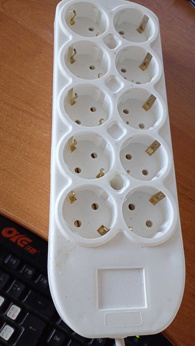 Подовжувач мережевий на 10 розеток шнур 120см