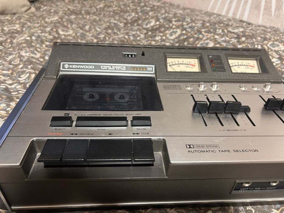 Magnetofon Kenwood KX -720 + kasety