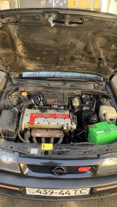 Опель вектра GT 1993 2.0 xe  рест.Переоформляється