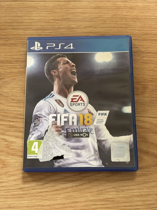Fifa 16, 18 e 20 - PlayStation 4