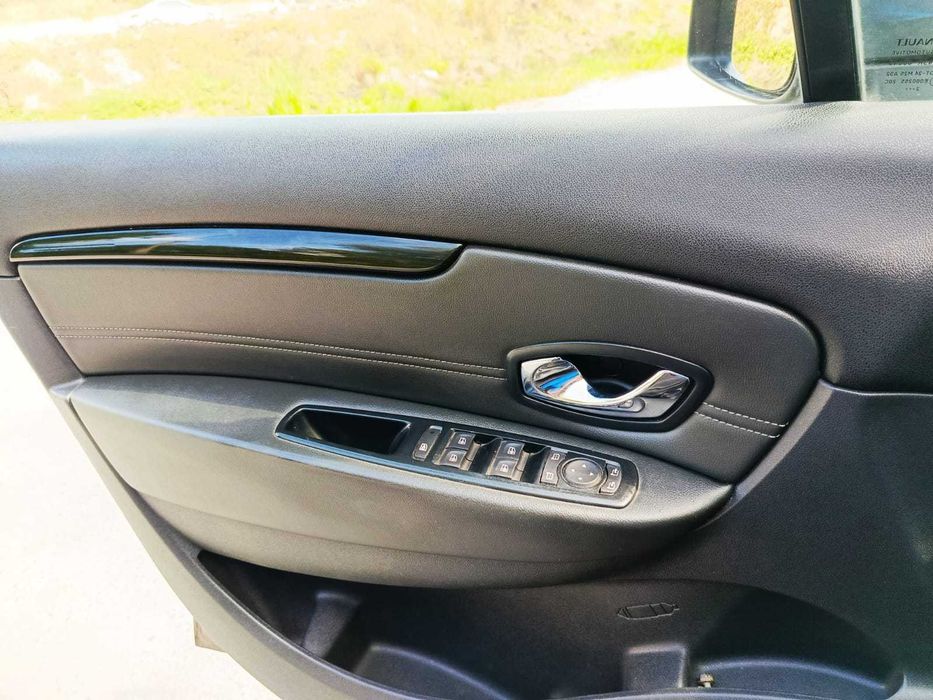 Renault Scenic 2012