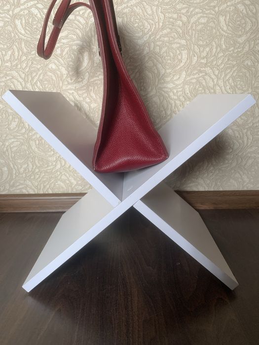 Підставка під сумки