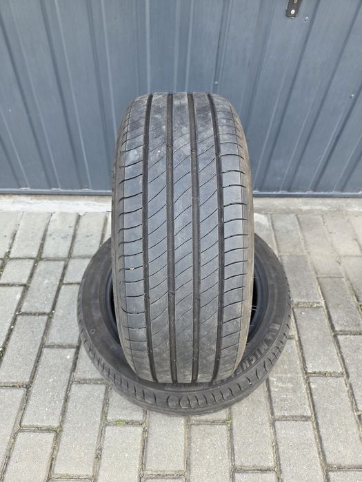 Opony 2szt letnie 205/45R16 Michelin