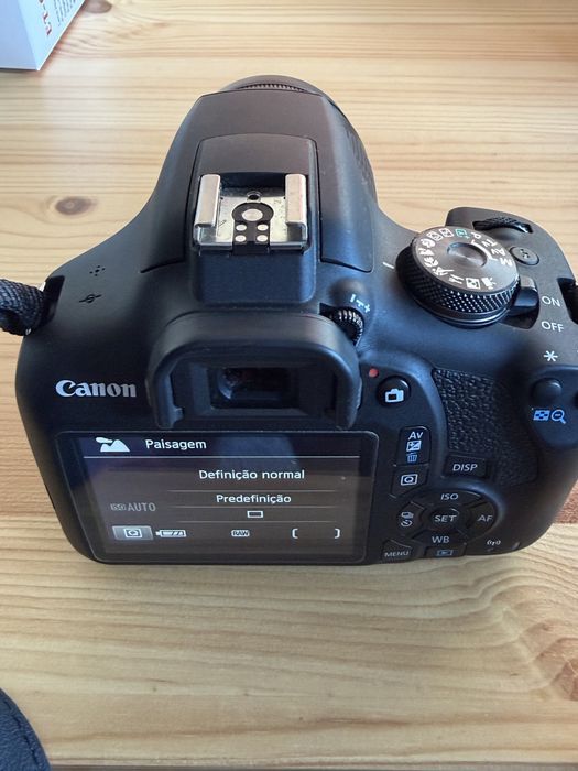 Canon 2000D como nova